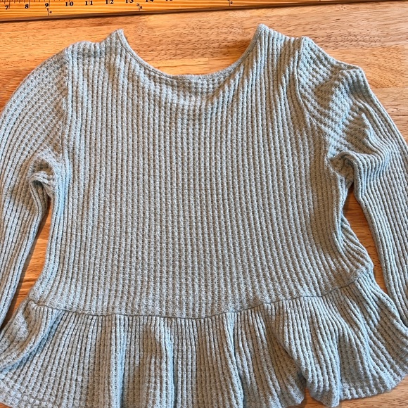 PacSun green/mint waffle-knit ruffled shirt size Small cropped - Picture 3 of 3